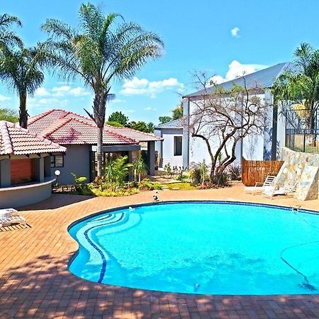 Ultimate Sky _ 2 Bedroom Villa Pretoria-Noord Dış mekan fotoğraf